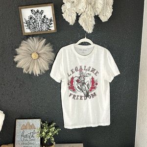 Lucky brand graphic t-shirt